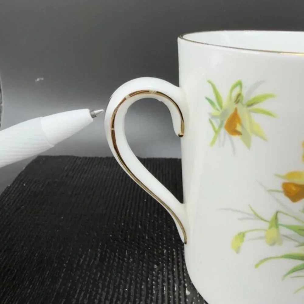 Hammersley Fine Bone China Spode Group Yellow Flowers Coffee Mug Cup England VTG